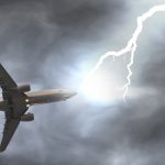 دانلود جزوه تاثیرات برخورد آذرخش (رعد و برق )با سازه و بدنه هواپیما